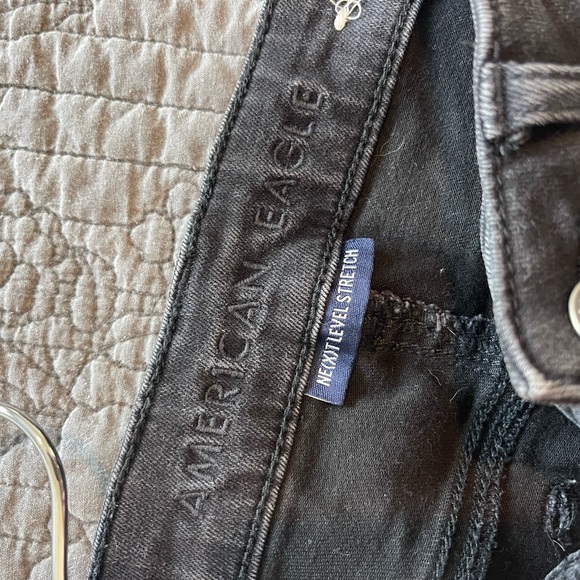 American Eagle Black Distressed Button Up Shorts - Picture 5 of 6